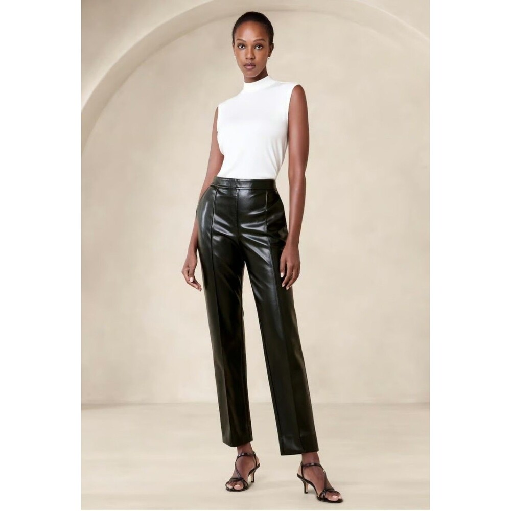 New Banana Republic Pants Size Medium Faux Vegan Leather High Rise Tapered Black